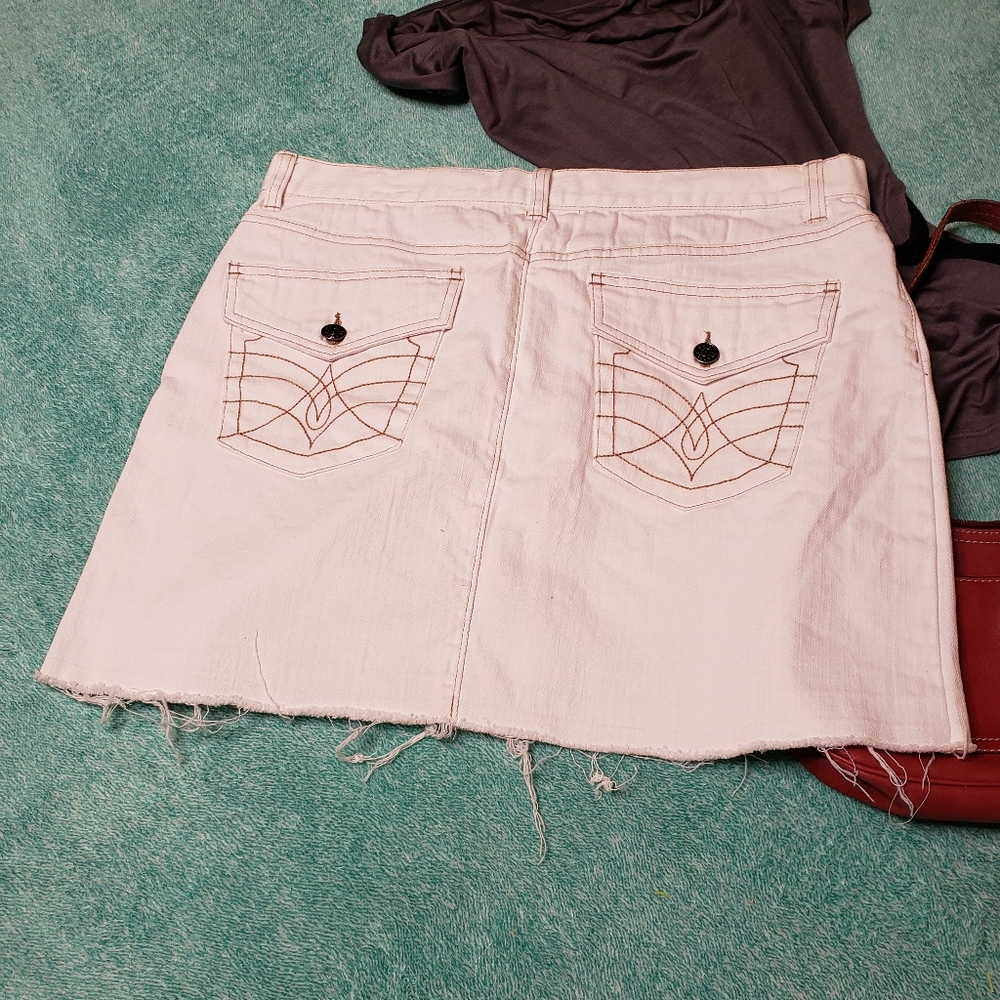 Daisy Fuentes White denim skirt Sz 12
